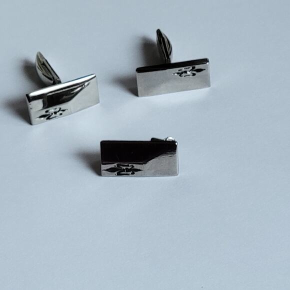 Vintage Pioneer Cufflinks and tie clip set. - Picture 14 of 16